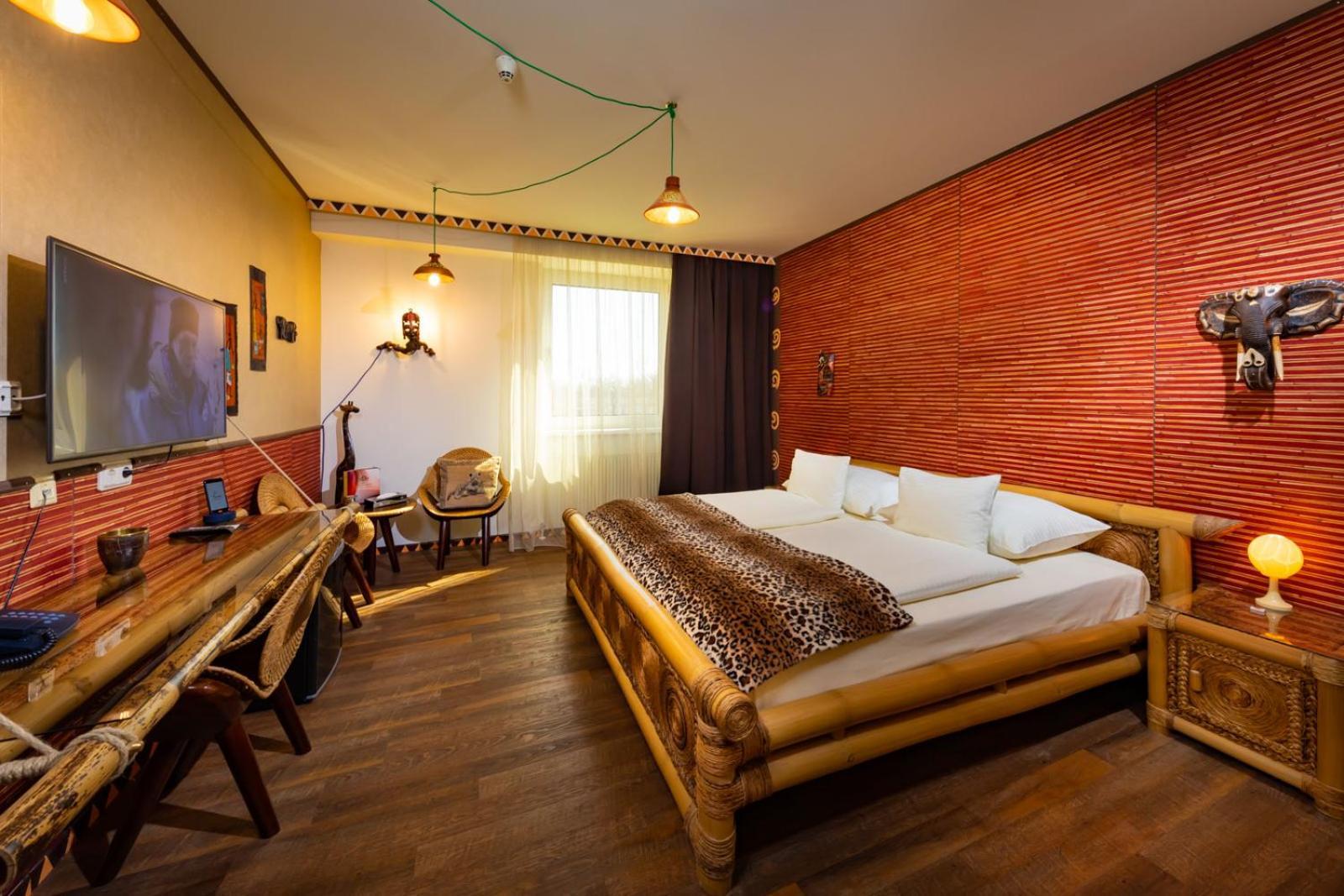 Hotel Freizeittempel Wiener Neustadt Esterno foto