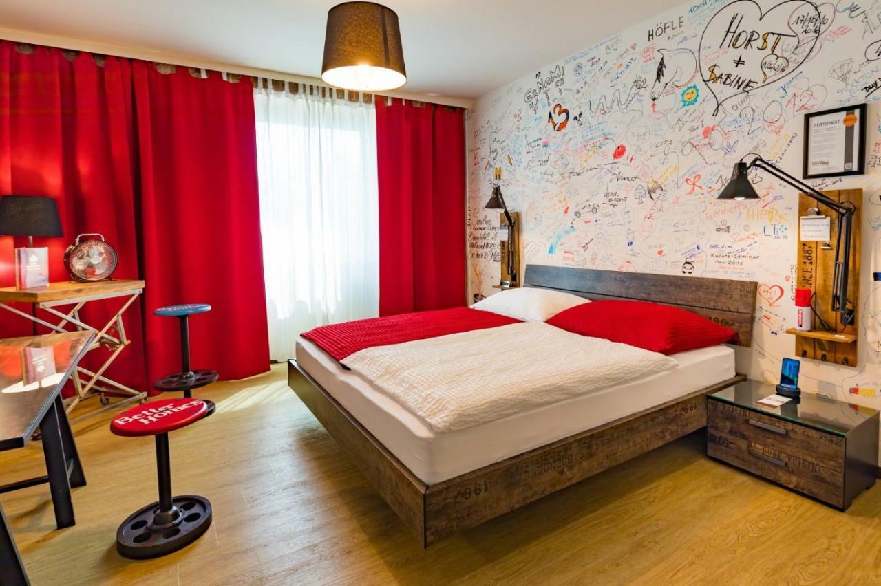 Hotel Freizeittempel Wiener Neustadt Esterno foto
